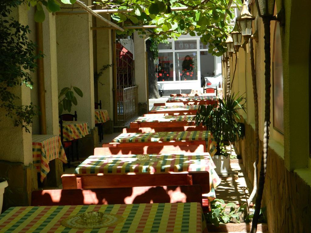 Family Hotel Andreev Nesebar Esterno foto