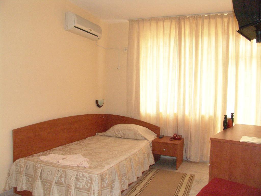 Family Hotel Andreev Nesebar Camera foto